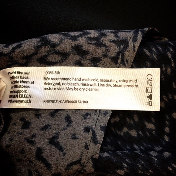 NWOT 100% Silk Eileen Fisher Sleeveless Top - Picture 8 of 8